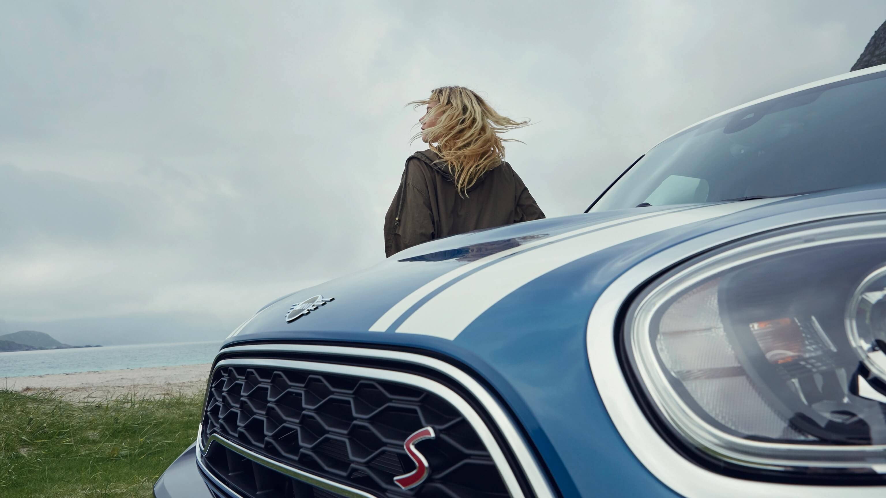 MINI Countryman – front view – dust filter and climate chack MINI Countryman – front view – dust filter and climate chack
